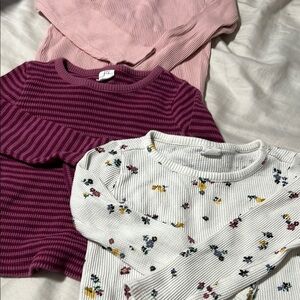 GAP Pink and Purple thermal bundle